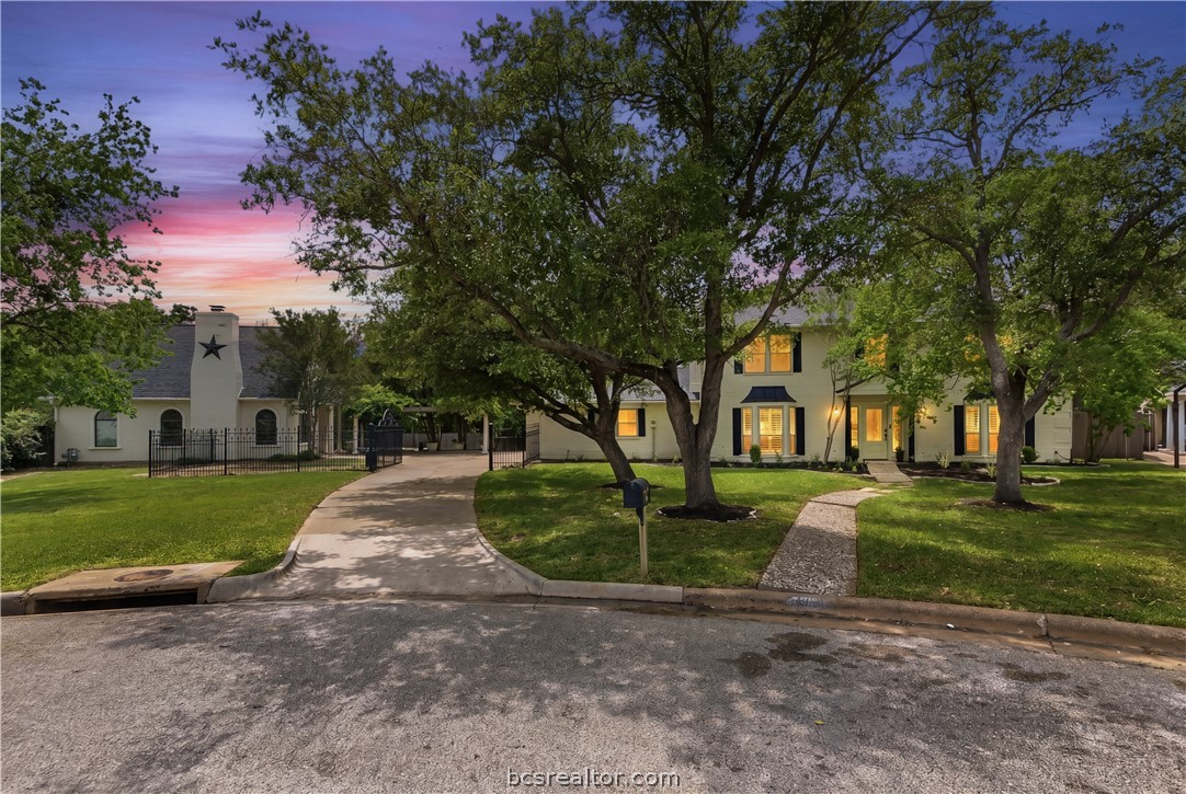 2801 Briar Grove Circle Property Photo 1