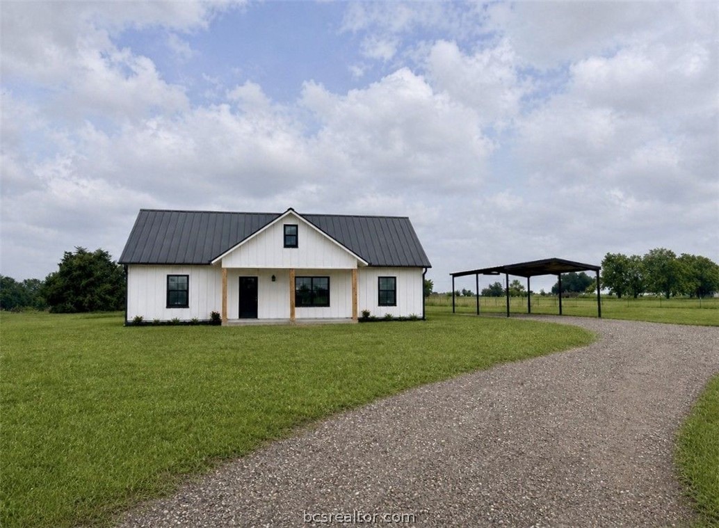 1446 County Road 215