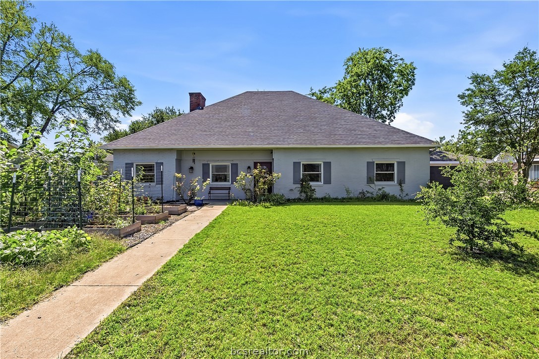2304 Quail Hollow Drive Property Photo 1