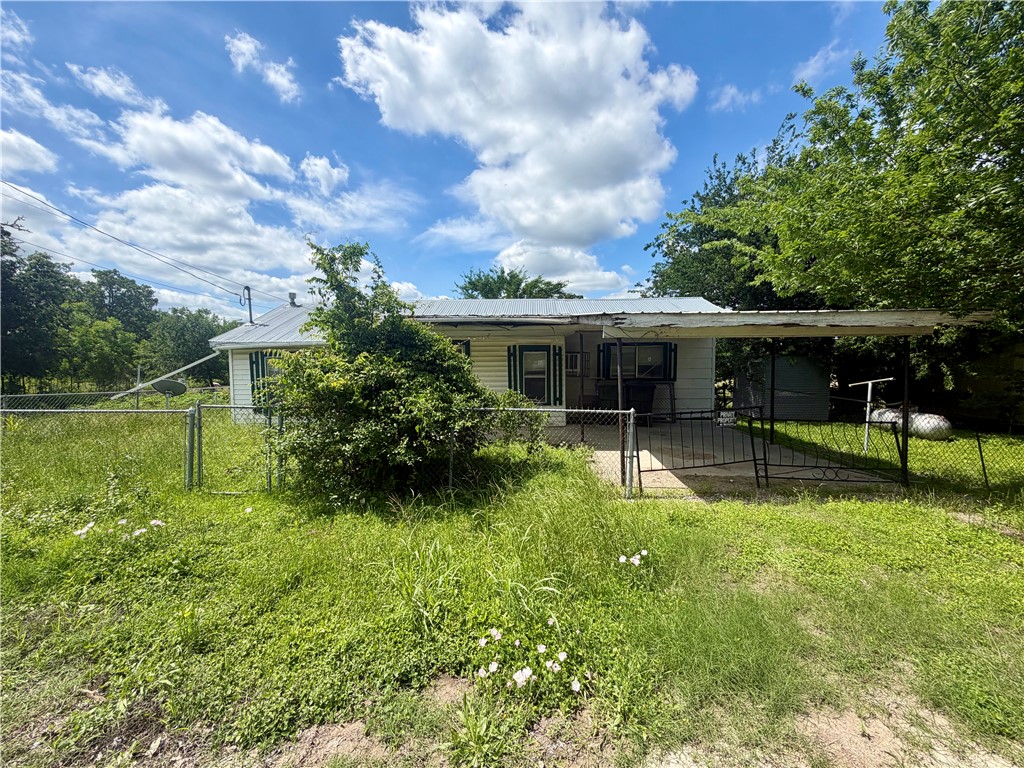 808 W Boundary Street Property Photo 1