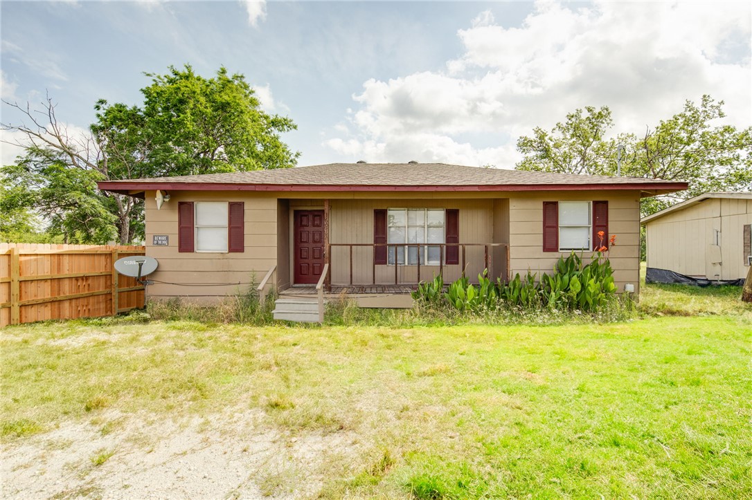 16077 State Highway 36 S Property Photo 1