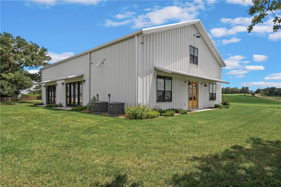 1006 County Road 280 Property Photo 1