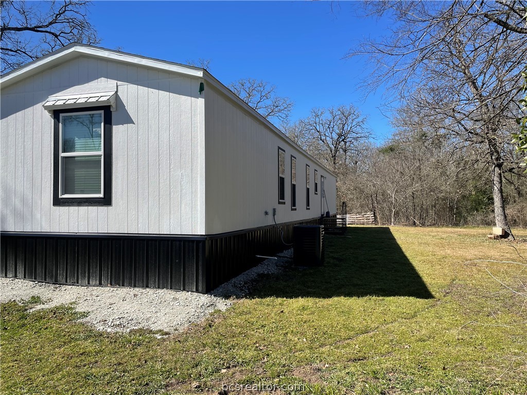 11320 Old Hearne Property Photo 7