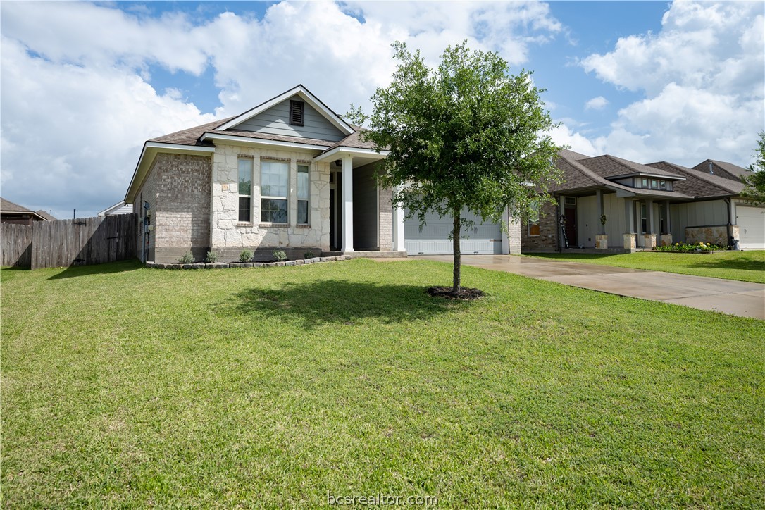 7408 Masters Drive Property Photo 1