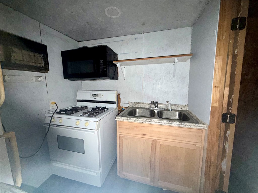 545 Cranberry Road Property Photo 13
