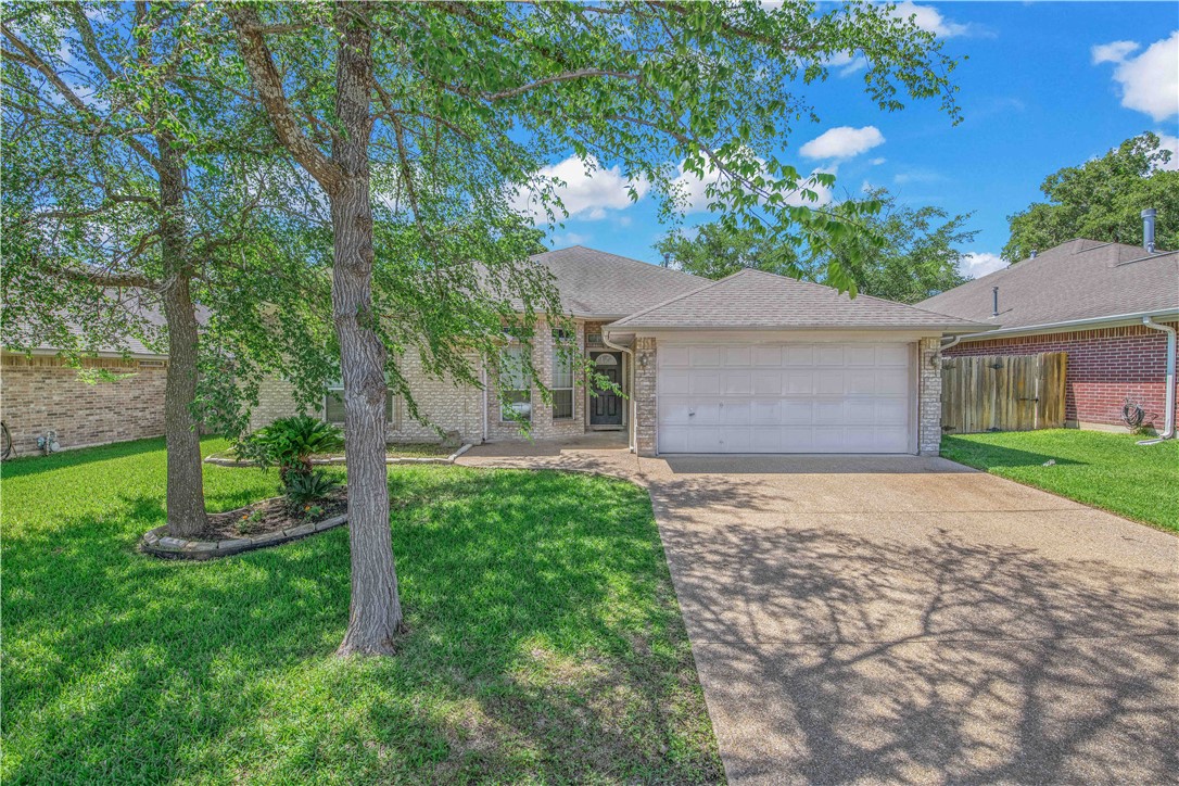 1453 Fincastle Loop Property Photo 1