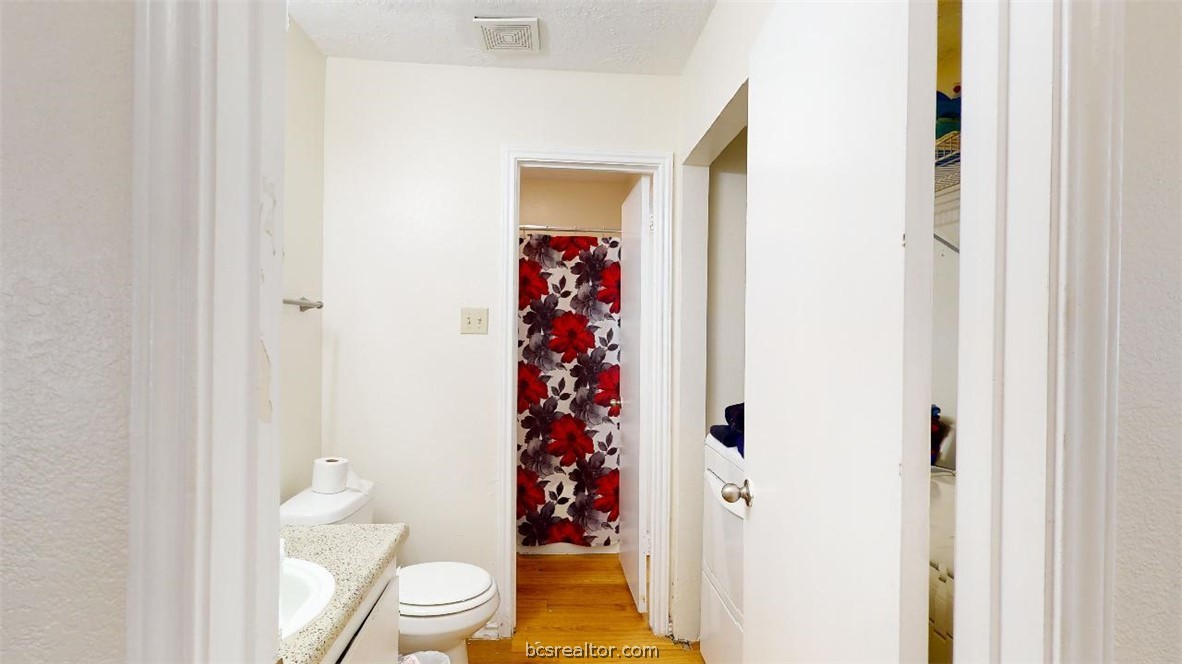 1005 Spring Loop C Property Photo 19