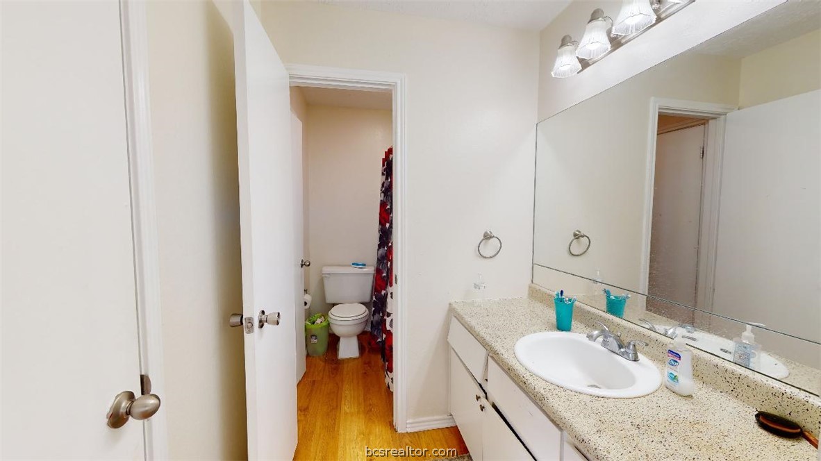 1005 Spring Loop C Property Photo 21