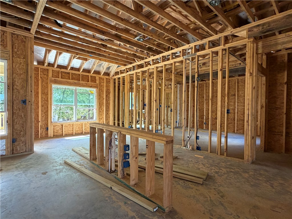 2147 Mountain Wind Loop Property Photo 8