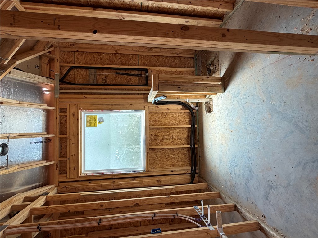2147 Mountain Wind Loop Property Photo 9