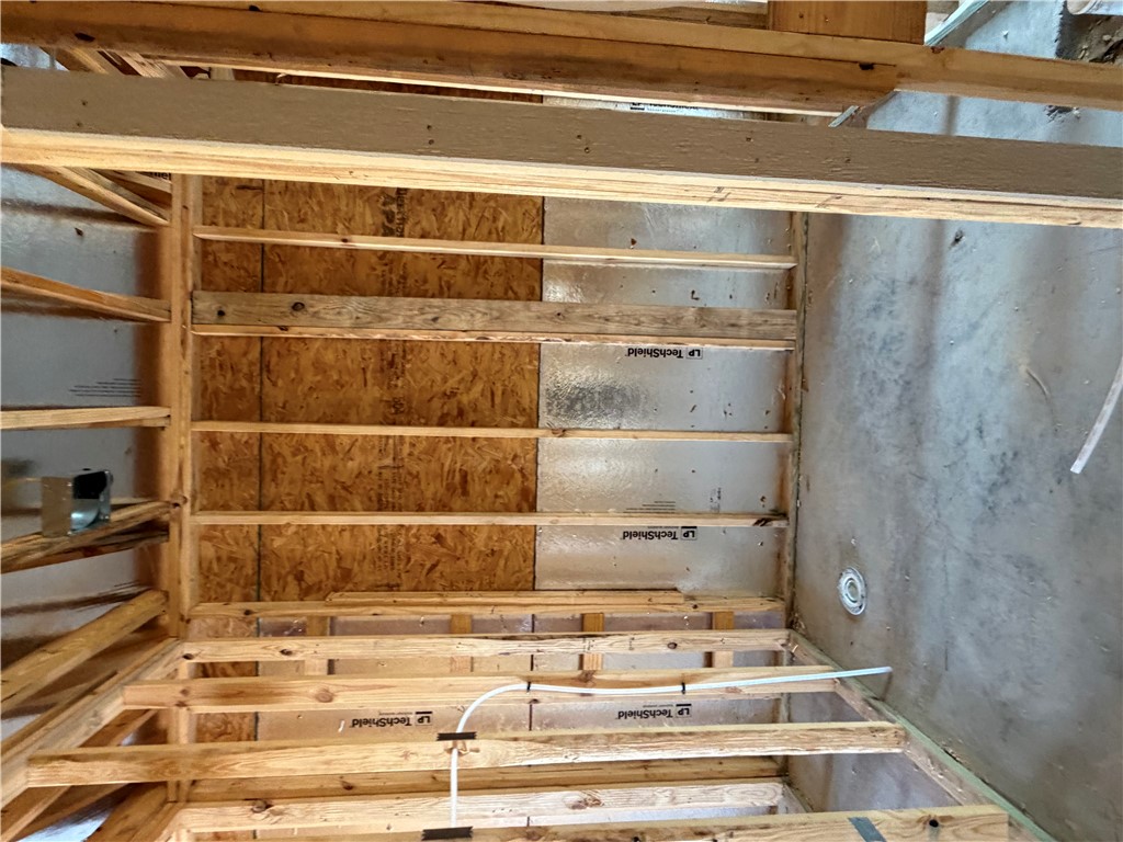 2147 Mountain Wind Loop Property Photo 14