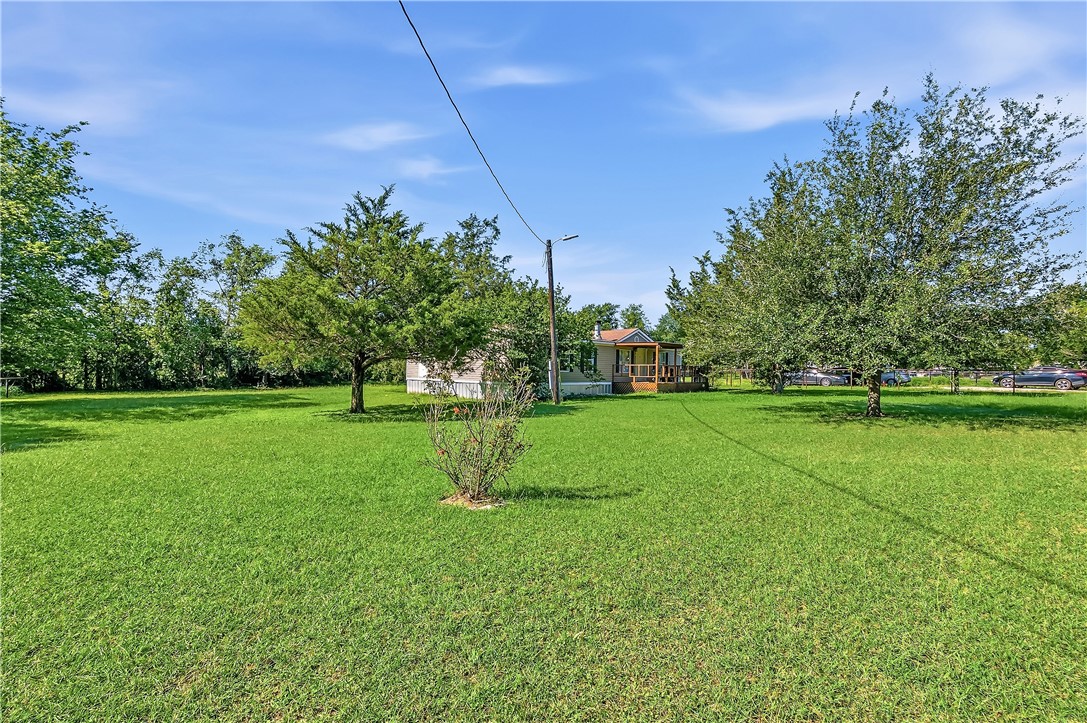 1027 Private Road 4041 Property Photo 1