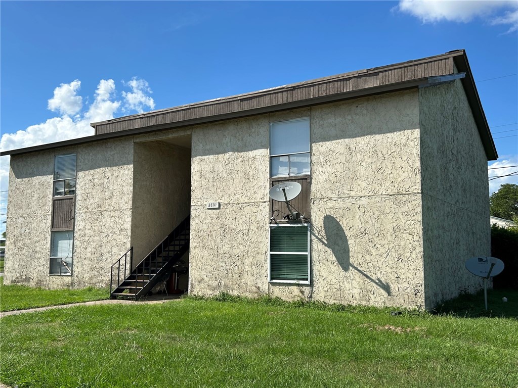 2801 Cypress Bend Circle Property Photo 1