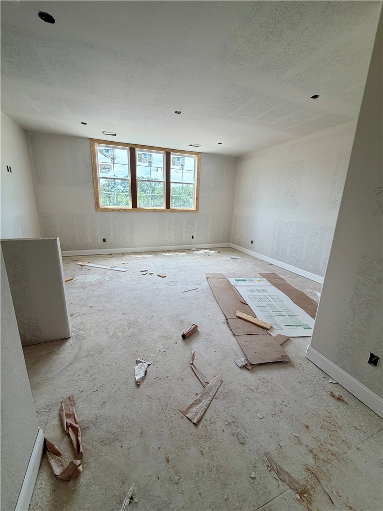 4024 Pacific Crest Way Property Photo 15