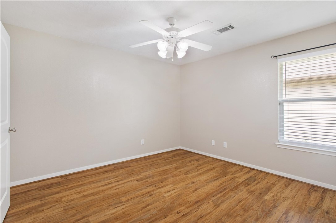 2023 Mountain Wind Loop Property Photo 11