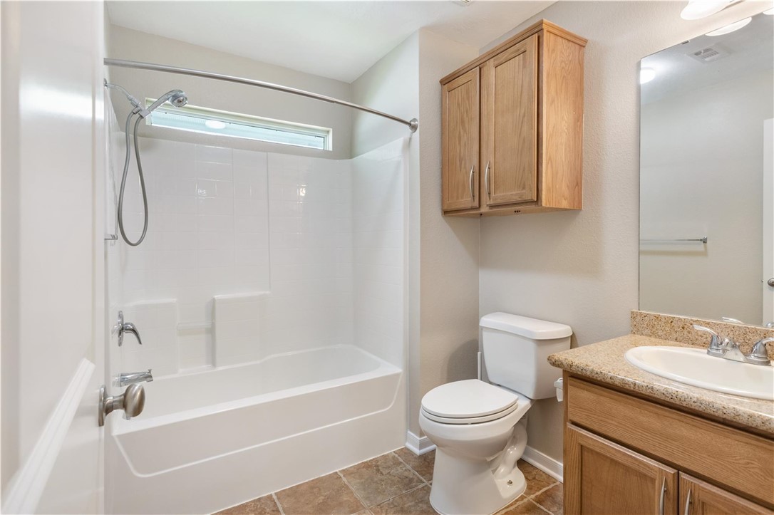 2023 Mountain Wind Loop Property Photo 14