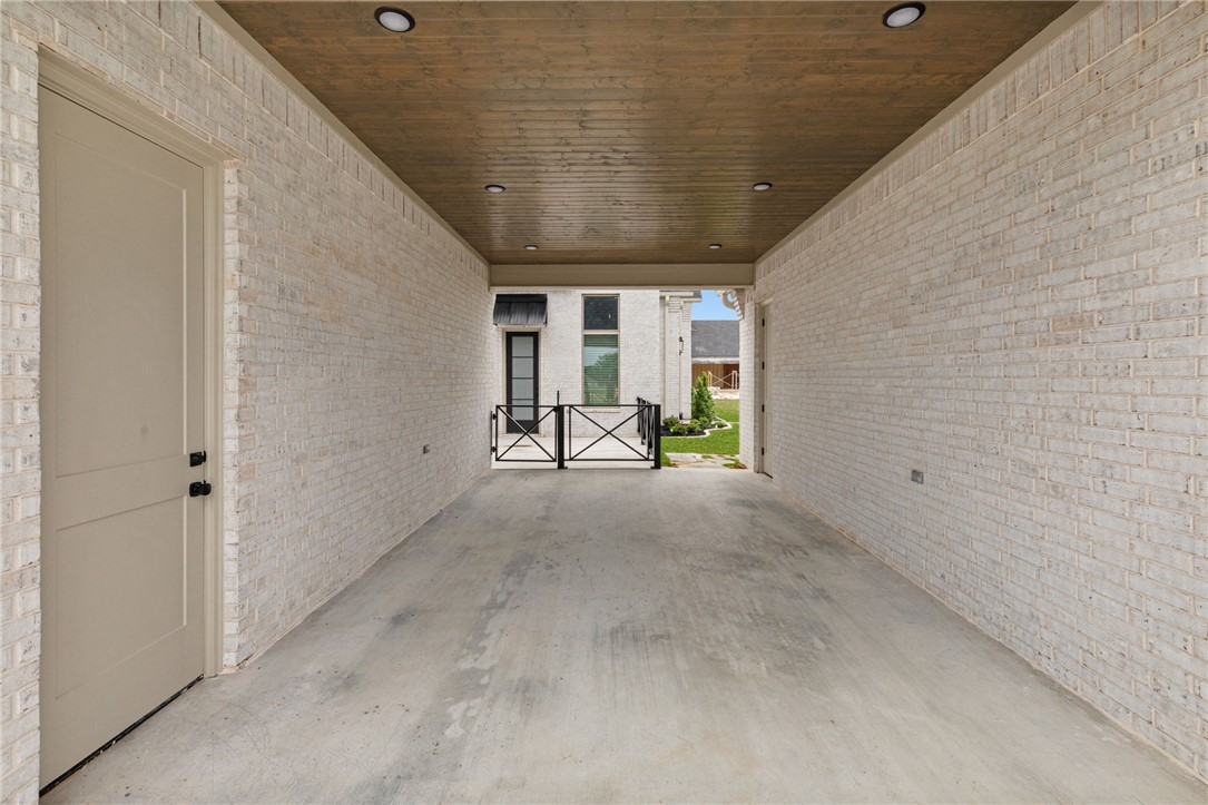 10372 Charlinda Lane Property Photo 39