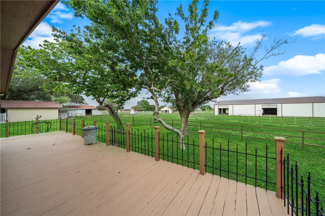 119 Fm 1891 Property Photo 25
