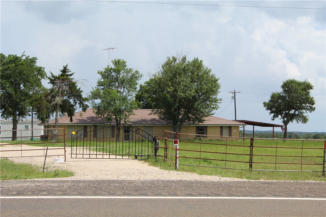 8420 State Highway 21 E Property Photo 1