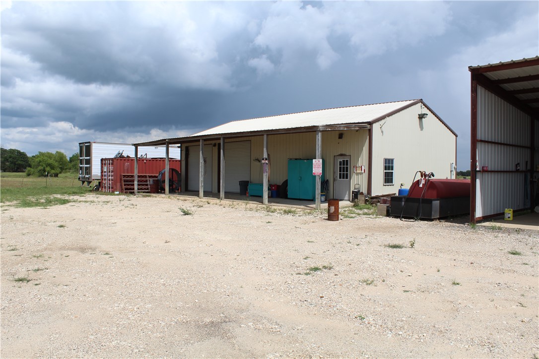 8420 State Highway 21 E Property Photo 15