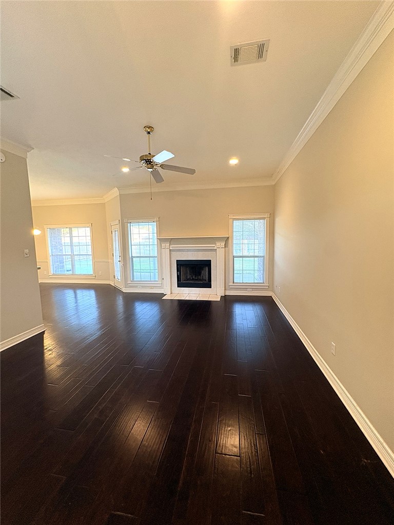 606 Aster Drive Property Photo 3