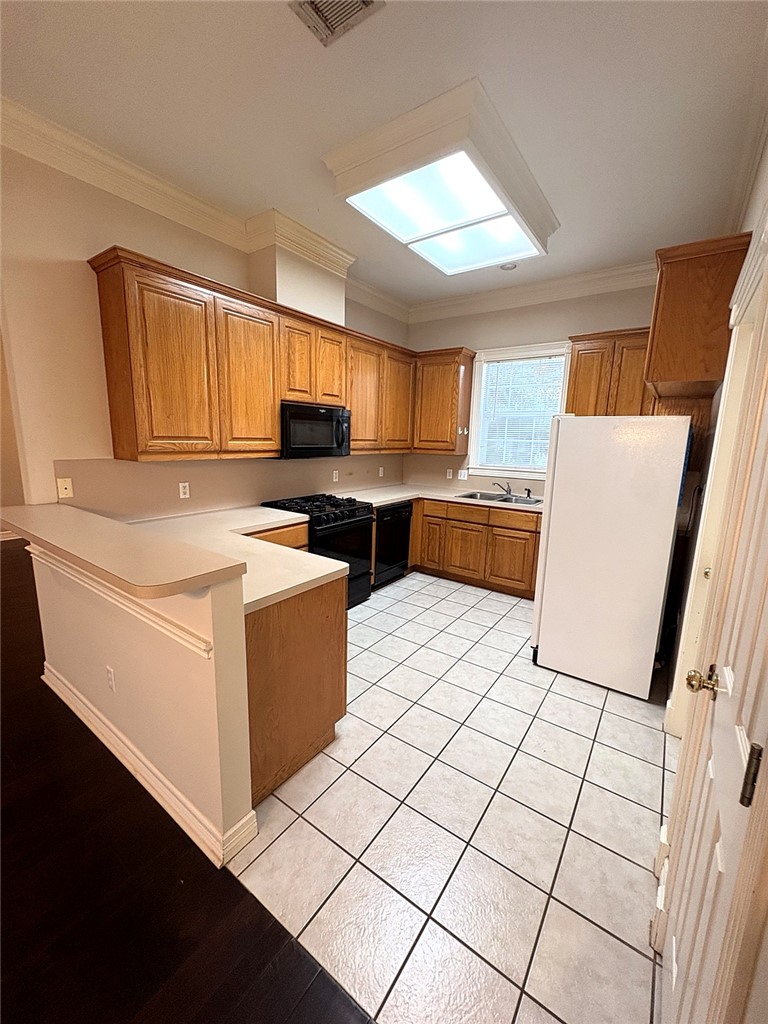 606 Aster Drive Property Photo 6
