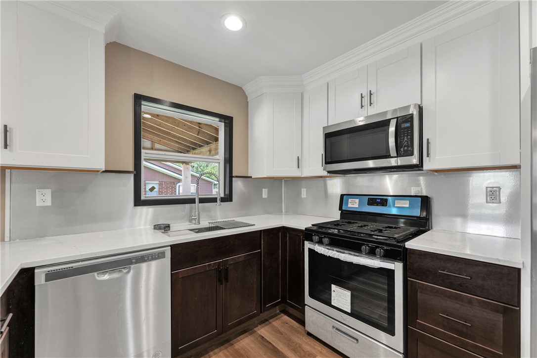 2105 Cabot Circle Property Photo 6
