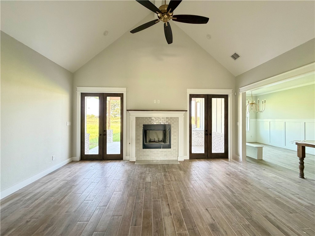 6923 Ellehue Lane Property Photo 3
