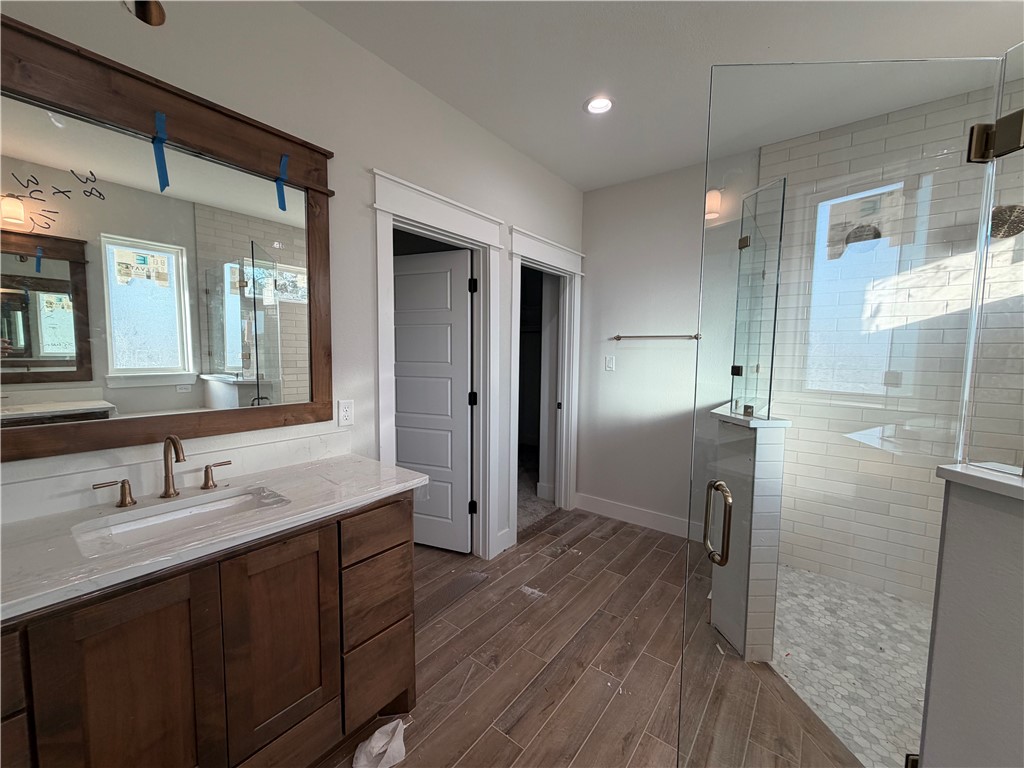 6923 Ellehue Lane Property Photo 7