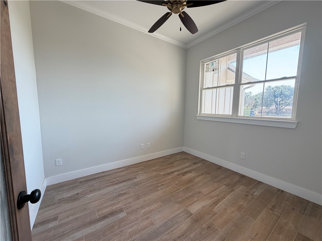6923 Ellehue Lane Property Photo 16