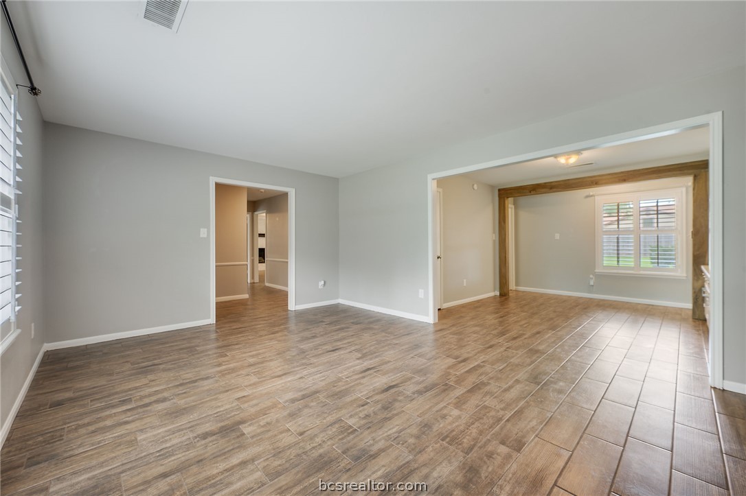 2505 Willow Bend Drive Property Photo 9