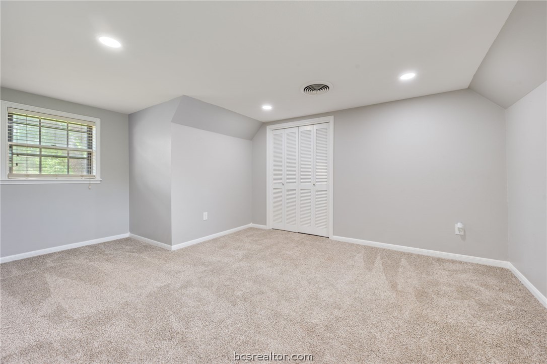 2505 Willow Bend Drive Property Photo 15