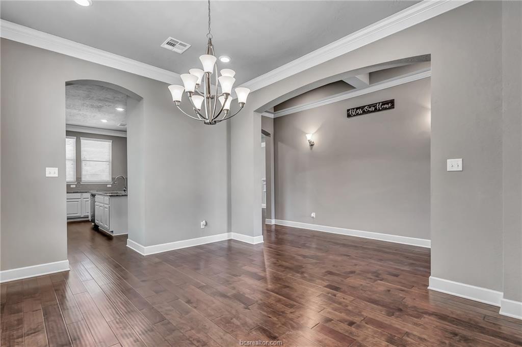 3461 Lockett Hall Circle Property Photo 8