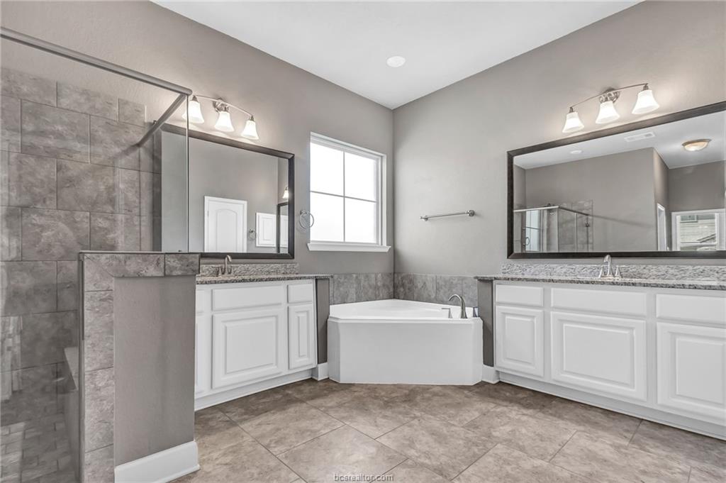 3461 Lockett Hall Circle Property Photo 17