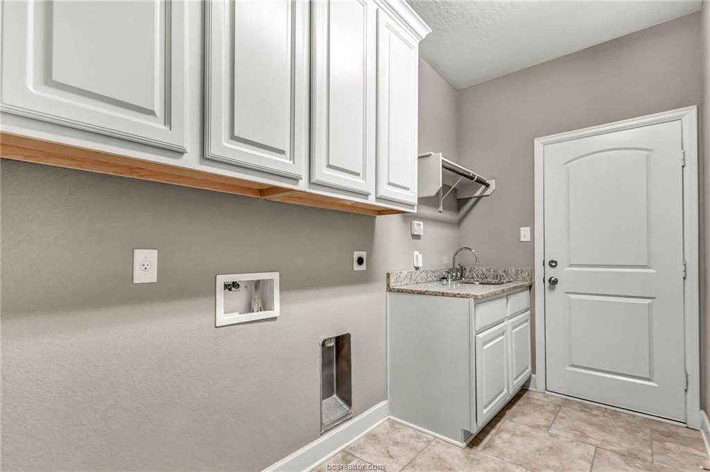 3461 Lockett Hall Circle Property Photo 24