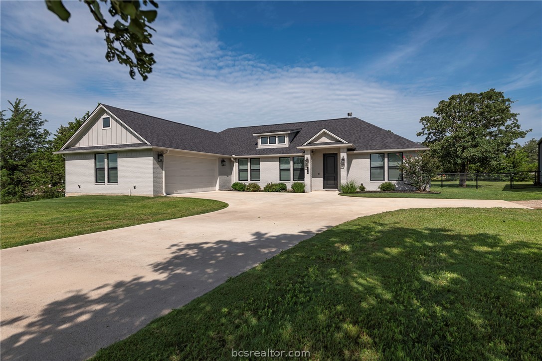 4119 Golden Eagle Drive Property Photo 3