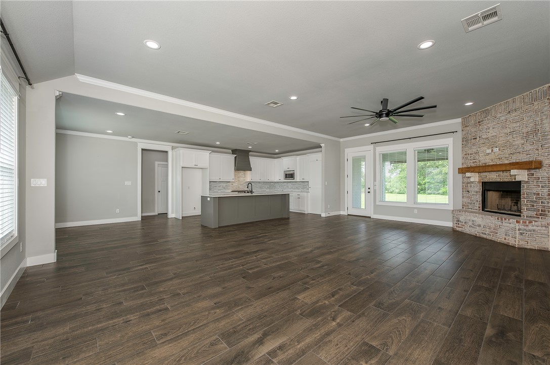 4119 Golden Eagle Drive Property Photo 8