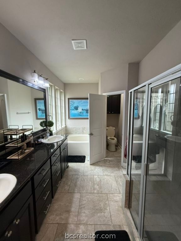 3464 Lockett Hall Circle Property Photo 8