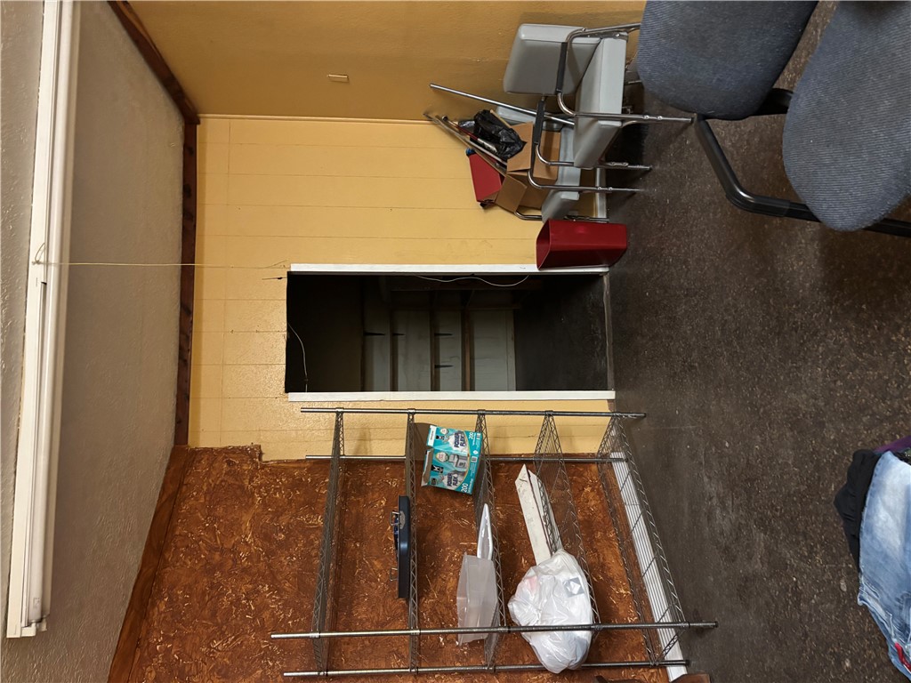 807 Post Oak Street Property Photo 6