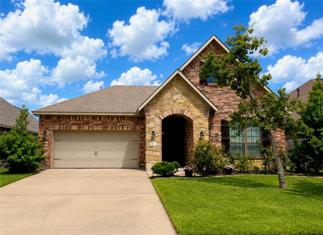 2504 Kinnersley Lane Property Photo 1