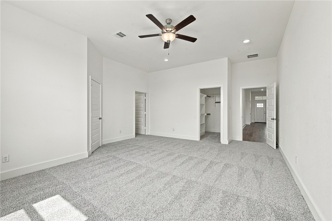 5006 Acadia Loop Property Photo 14