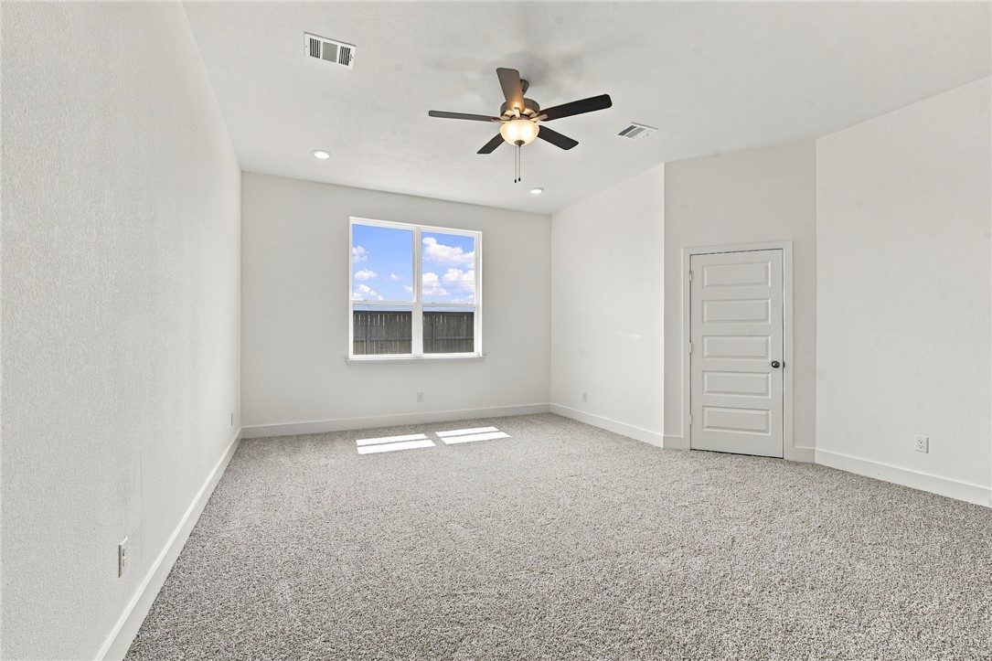5006 Acadia Loop Property Photo 15