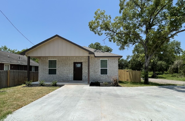1210 East Martin Luther King Jr Street