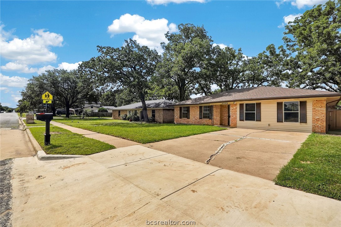 4502 Old Hearne Road Property Photo 3