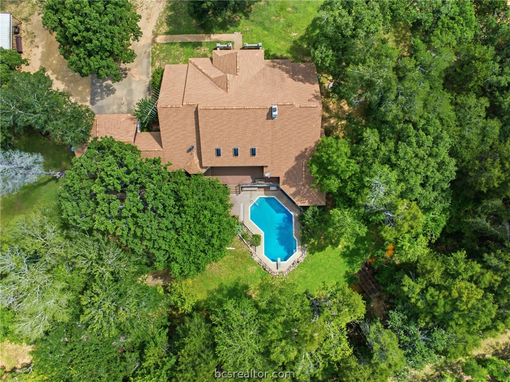 466 Elm Creek Property Photo 4