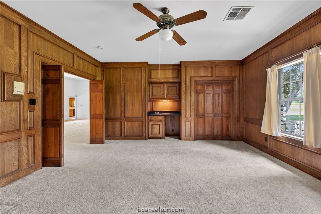 466 Elm Creek Property Photo 26