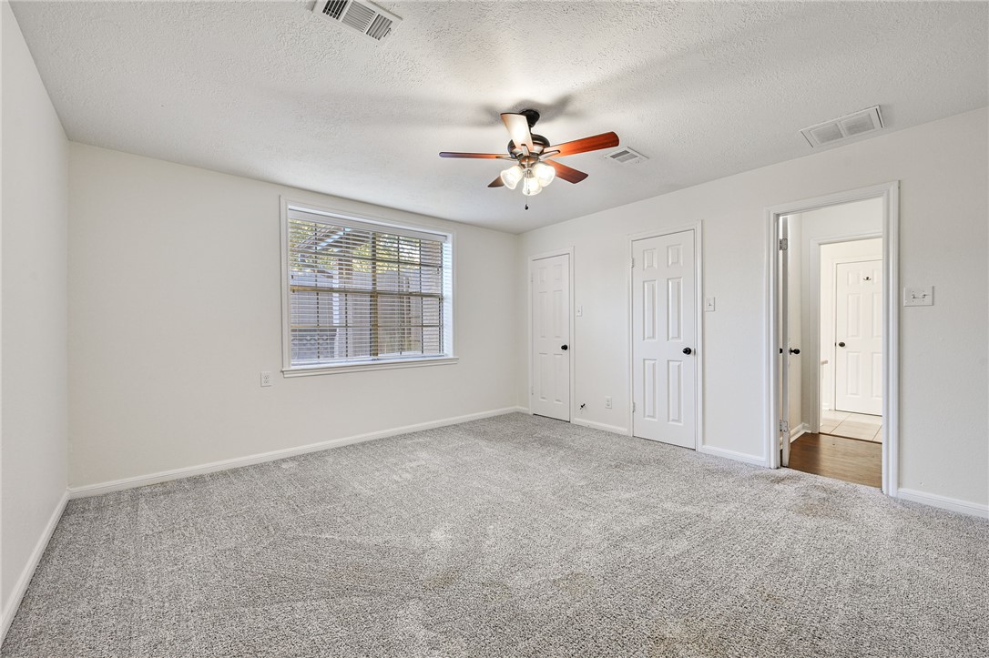 2504 Broadmoor Drive Property Photo 14