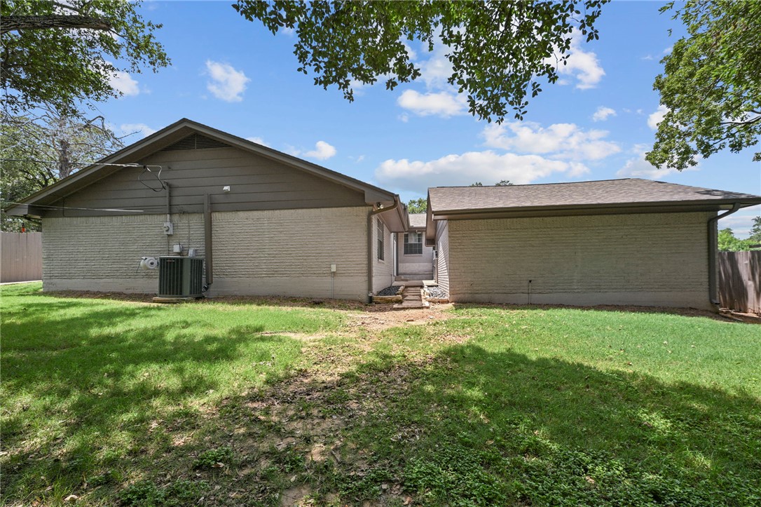 2504 Broadmoor Drive Property Photo 18