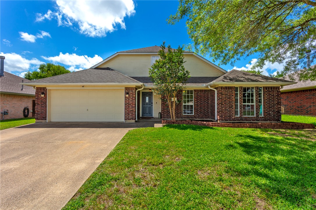 1306 Mullins Loop N Property Photo 1