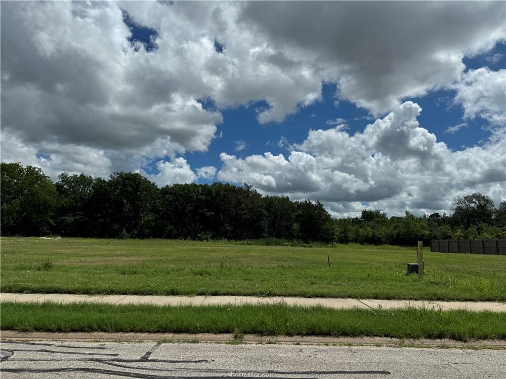 1612 Bennett Street Property Photo 1